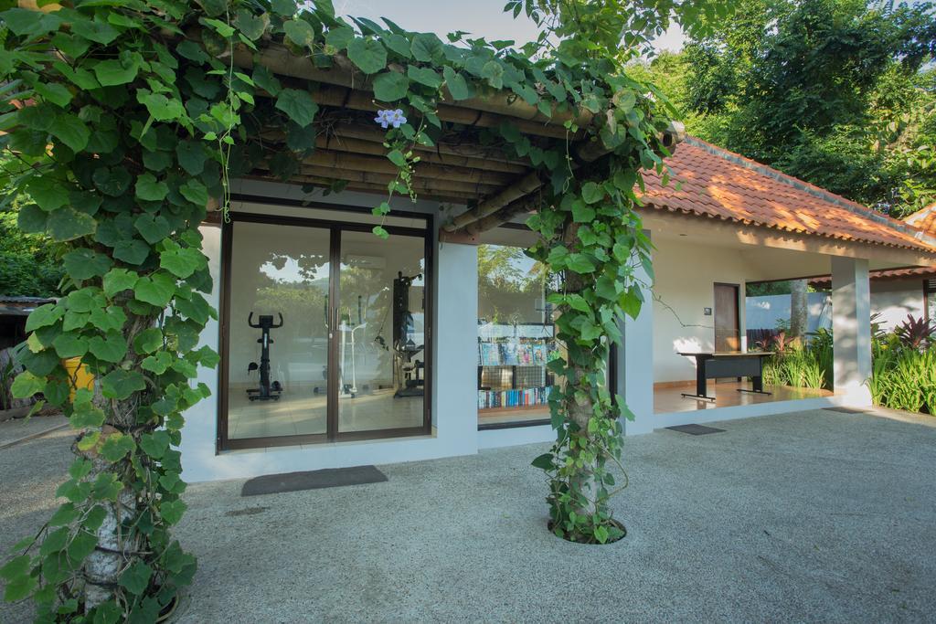 Bintang Flores Hotel Labuan Bajo Ngoại thất bức ảnh