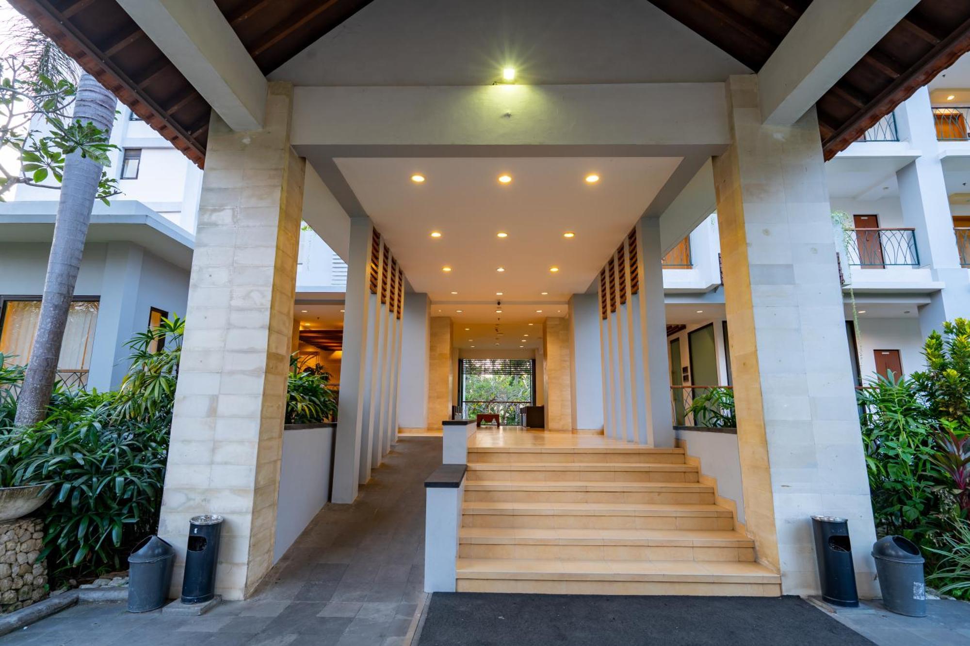 Bintang Flores Hotel Labuan Bajo Ngoại thất bức ảnh