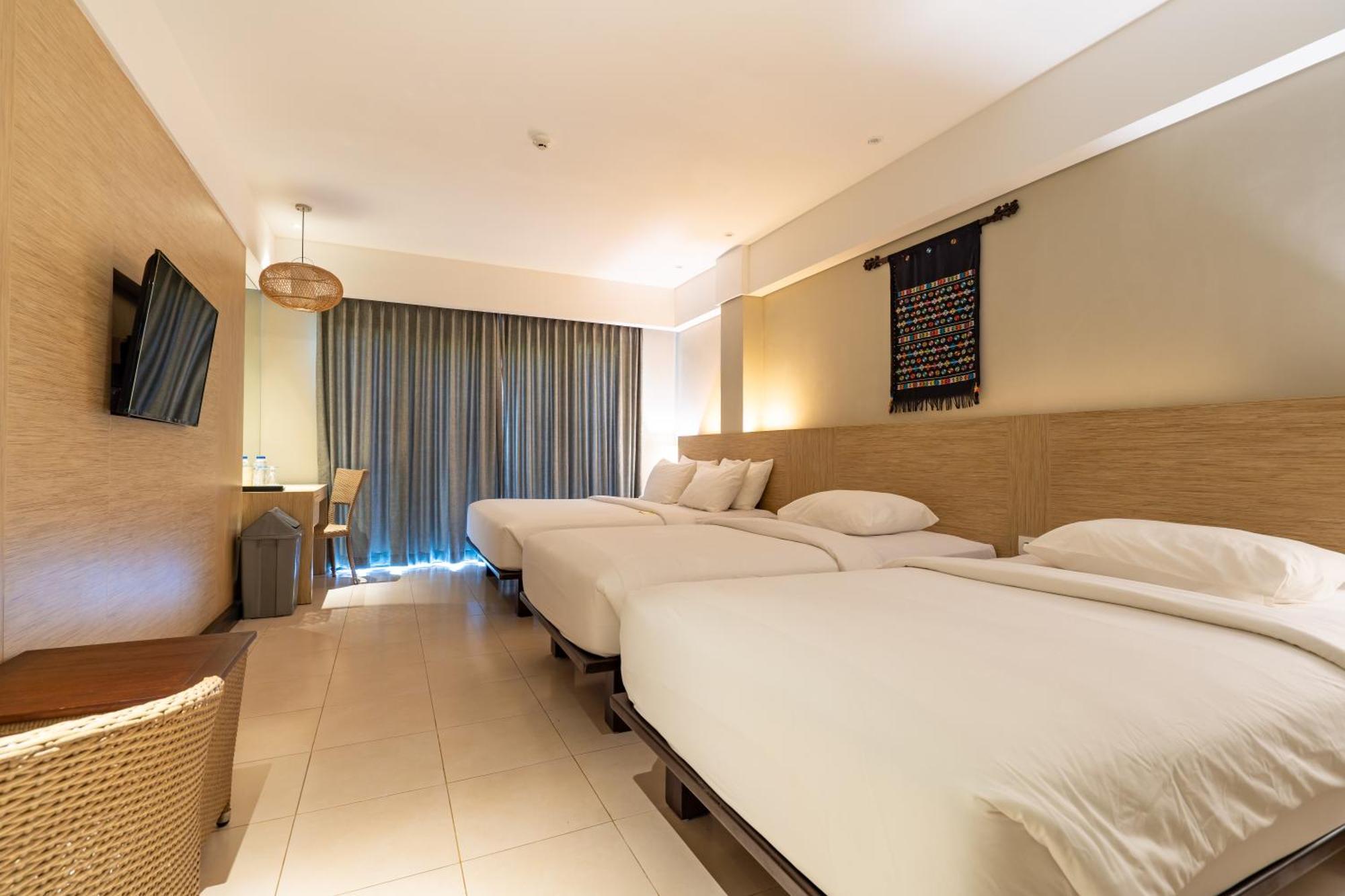 Bintang Flores Hotel Labuan Bajo Ngoại thất bức ảnh