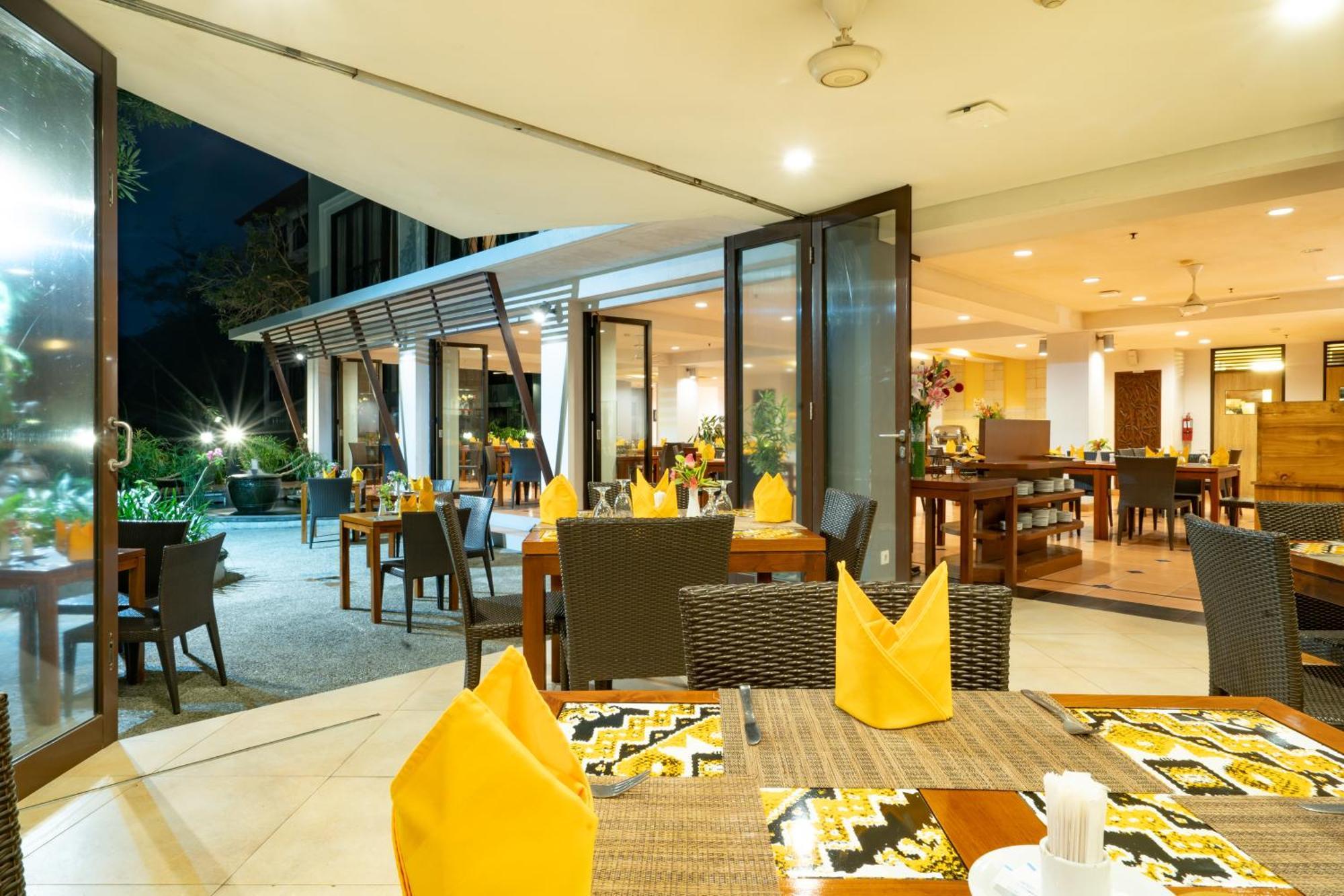 Bintang Flores Hotel Labuan Bajo Ngoại thất bức ảnh